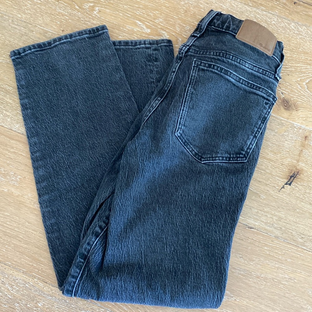Madewell “The Perfect Vintage Straight Jean” 24 (worn black)
